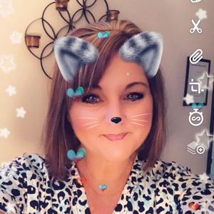 Meet your Posher, Sharon